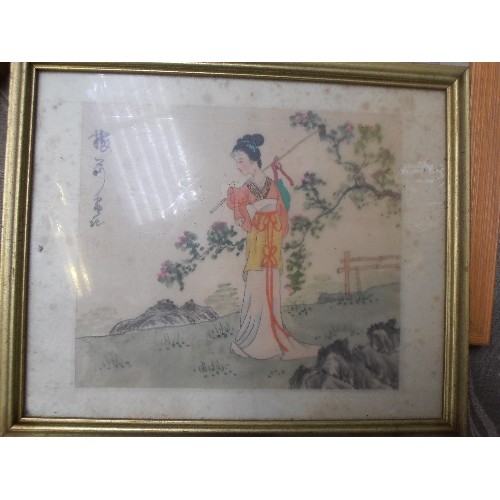 157 - A GROUP OF 5 20TH CENTURY JAPANESE PICTURES (PAINTINGS ON SILK AND PRINTS) OF GEISHA AND LADIES IN L... 