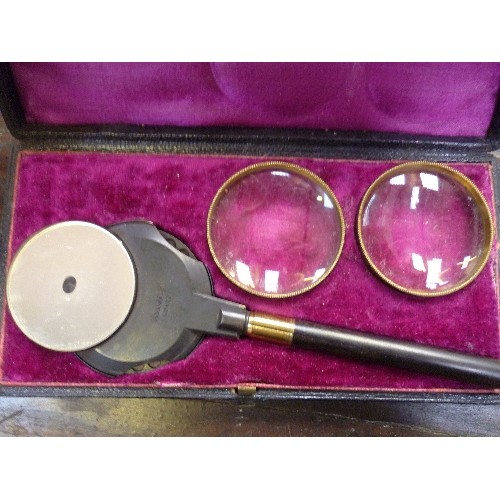 58B - A GOOD QUALITY VICTORIAN SET OF OPTICIANS INSTRUMENTS & LENSES IN A CASE BY PILLISCHER OPTICIAN, NEW... 