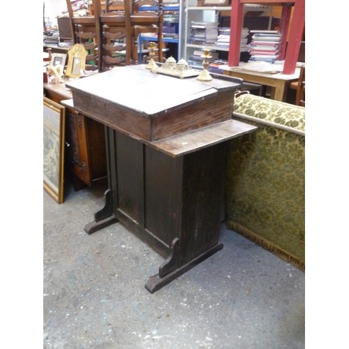 429 - ANTIQUE PINE CLERK'S DESK OR SCHOOL TEACHERS DESK