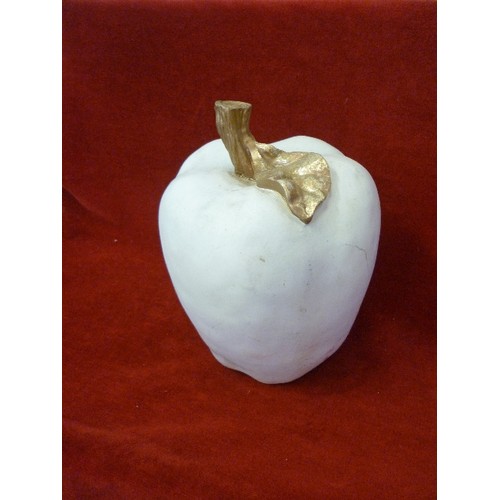 89 - LARGE CERAMIC DECORATIVE APPLE.