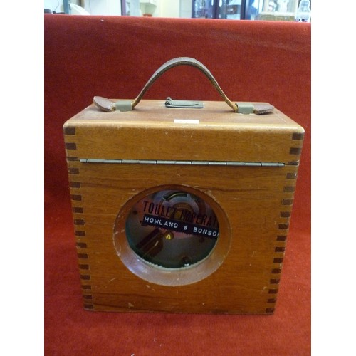 110 - TOULET IMPERATOR AUTOMATIC PIGEON-RACING TIME-CLOCK. IN LOVELY WOODEN CARRY CASE.