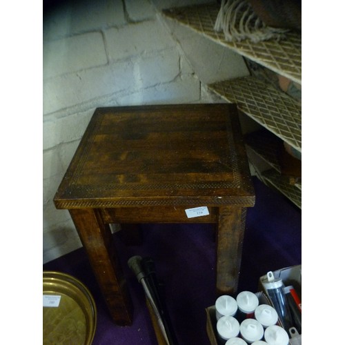 159 - SMALL HEAVY SQUARE SIDE/OCCASIONAL TABLE. DARK WOOD, VERY SOLID WITH CARVED EDGE AND LEGS.