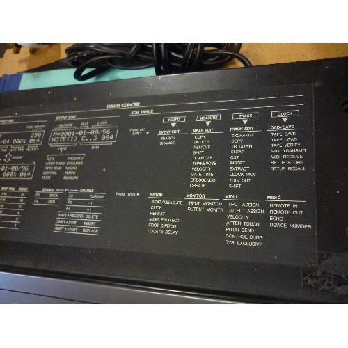 217 - YAMAHA QX5 SEQUENCER. 8 TRACK MIDI RECORDER. WITH MANUAL.