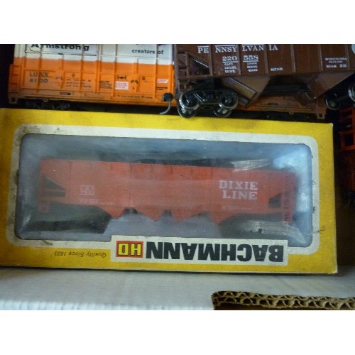 225 - QUANTITY OF SCALE MODEL TRAIN ROLLING STOCK, OPEN WAGONS, CARRIAGES. INC ATRLAS COAL WAGONS ETC.