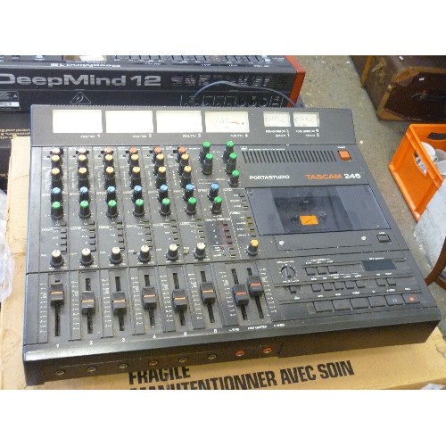 286 - VINTAGE TASCAM 246 PORTASTUDIO AUDIOPHILE CASSETTE DECK MULTITRACK RECORDER. WITH BOX.