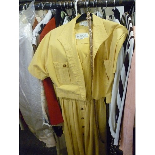 200 - LARGE QUANTITY OF VINTAGE/RETRO LADIES CLOTHES. INC WINDSMOOR, REBECCA SHELDON, PETER BARRON-LONDON.... 