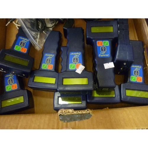 211 - QUANTITY OF CROSBY STRAIGHTPOINT 'LOG-IT EXPLORER' LOAD CELL HAND-HELD DISPLAYS. TOGETHER WITH FINGE... 