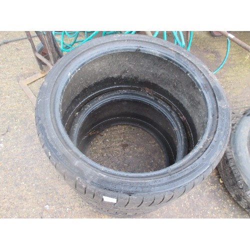 638 - PAIR OF REAR LOW PROFILE PORSCHE 911 TYRES 1981, 