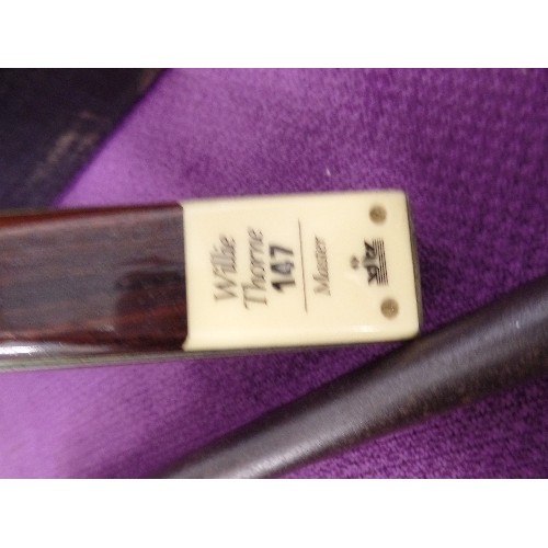 137 - 'WILLIE THORNE 147 MASTER' SNOOKER CUE. GOOD CONDITION, AND WITH CASE.