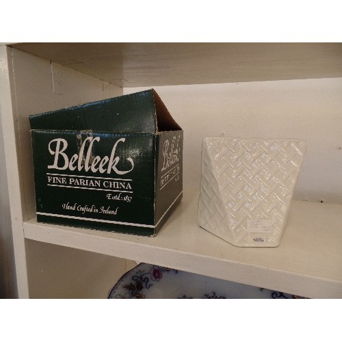 61 - BELLEEK MINIATURE CLOCK. PRETTY CERAMIC FRAME. WITH BOX.