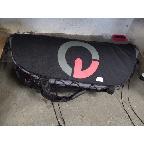 122 - GOCYCLE PORTABLE BIKE BAG DOCKING STATION