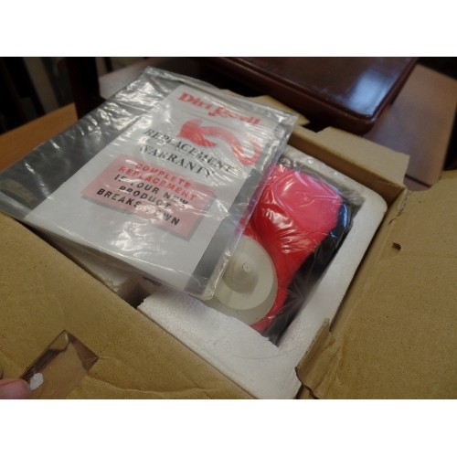 90 - DIRT DEVIL SHOE POLISHER KIT WITH BOX