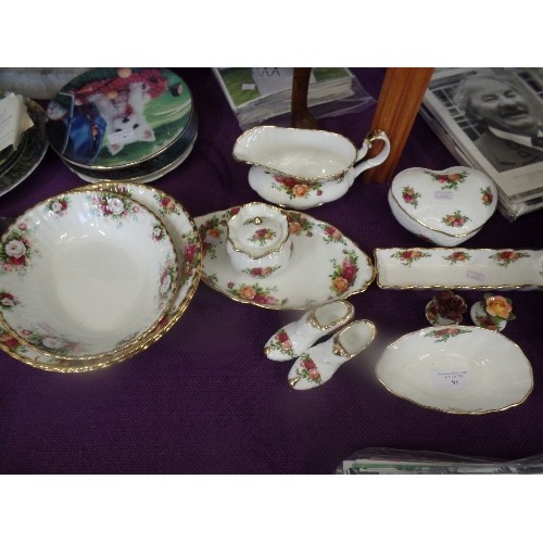 95 - COLLECTION OF ROYAL ALBERT 