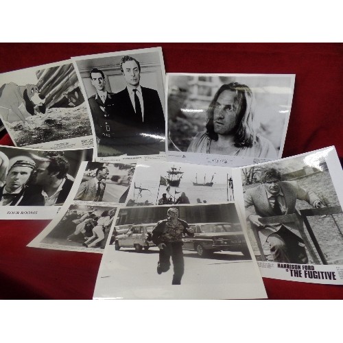 109 - APPROX 100 X BLACK & WHITE REAL PHOTOS -TV & FILM INC HARRISON FORD IN THE FUGITIVE, AND IN FRANTIC,... 