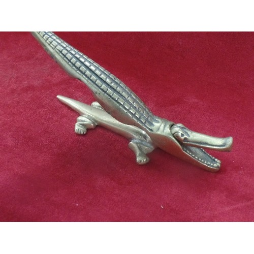 167 - LARGE BRASS CROCODILE NUTCRACKERS - 34CM