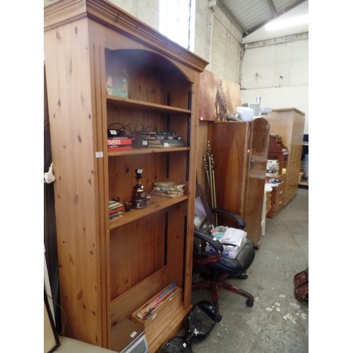 336 - TALL SOLID PINE BOOKCASE WITH ADJUSTABLE SHELVES