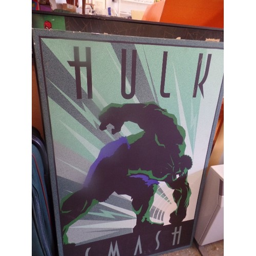 308 - 2 X LARGE SUPER HERO  WALL DISPLAYS - THE HULK AND SPIDERMAN