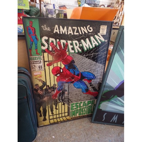 308 - 2 X LARGE SUPER HERO  WALL DISPLAYS - THE HULK AND SPIDERMAN