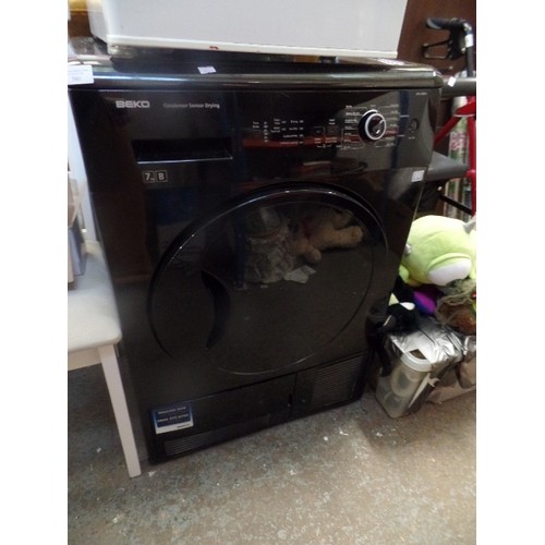 380 - BEKO CONDENSOR DRYER IN BLACK 7KG