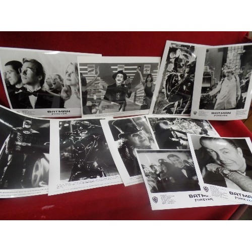 112 - APPROX 100 X MOSTLY BLACK AND WHITE REAL PHOTOGRAPHS - FILM - INC MATTHEW BRODERICK, MICHEAL KEATON ... 