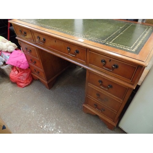 388 - TWIN PEDESTAL BANKERS DESK WITH GREEN LEATHER TOP