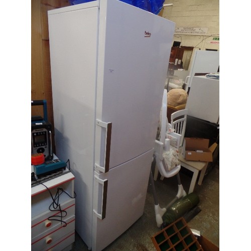 376 - BEKO WHITE FRIDGE FREEZER