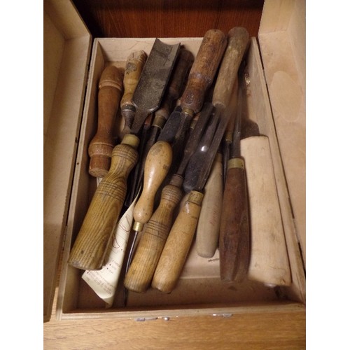 458 - WOODEN BOX OF CHISELS