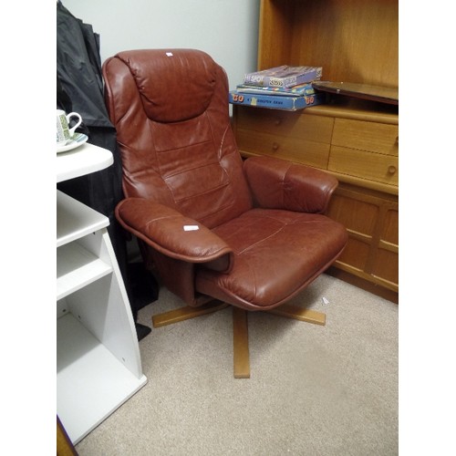 477 - TAN LEATHER OFFICE CHAIR