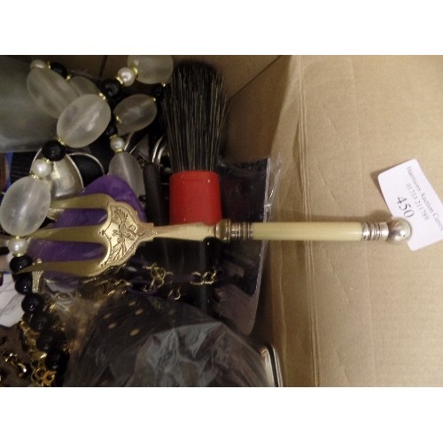 66 - BOX OF MIXED GOOD QUALITY ITEMS - EXTENDING BRASS AND WOOD TOASTING FORK, COSTUME JEWELLERY, GLENFID... 