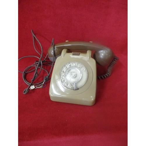 44 - RETRO VINTAGE TELEPHONE. 2-TONE CARAMEL & CHOCOLATE.