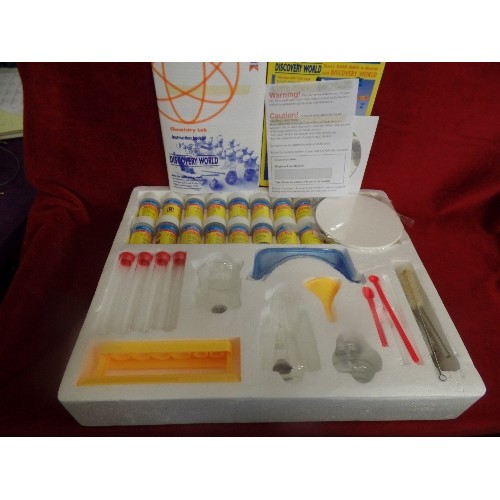 74 - DISCOVERY WORLD CHEMISTRY LAB. FOR AGE 10+. 'CHEMICALS & EQUIPMENT FOR SAFETY TESTED EXPERIMENTS'. I... 