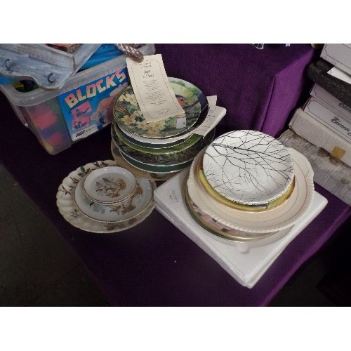 135 - LARGE MIXED CORNER LOT, INC OF COLLECTABLE PLATES, PICTURES, POUFFE, SCALES ETC.