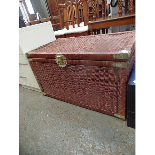 246 - LARGE RATTAN BLANKET BOX, WITH HINGED 90CM W. WITH BRASS CORNERS AND LOCK.