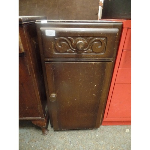 243 - SMALL VINTAGE CABINET/BEDSIDE WITH DRAWER. 37CM W.