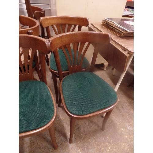 355 - SET OF 7 RETRO DINING CHAIRS WITH GREEN VELOUR UPHOLSTERED SEATS.