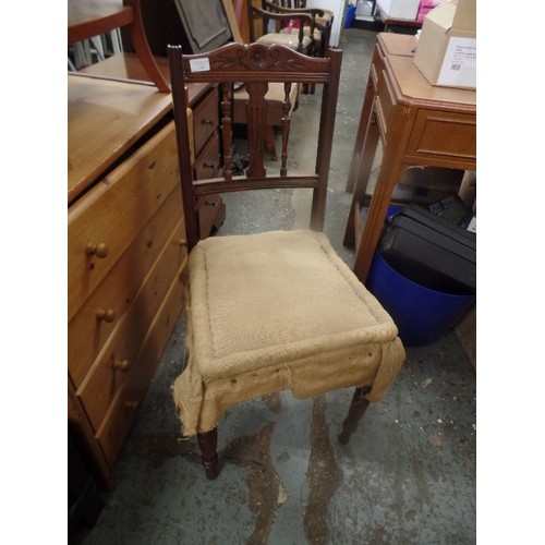 203 - LOVELY VINTAGE CHAIR, UPHOLSTERY PROJECT. SEAT HAS BEEN PADDED & HESSIAN-COVERED. WON'T TAKE MUCH TO... 