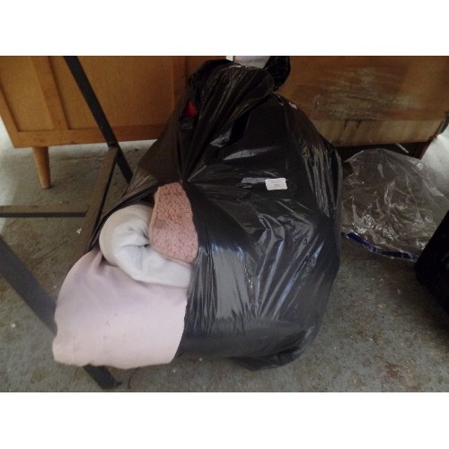 321 - LARGE BLACK BAG FULL OF BEDDING/HOUSEHOLD LINEN ETC