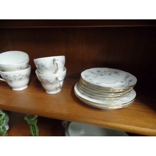 358A - MIXED LOT OF DUCHESS TEA SET, GREEN GLASS DRESSING TABLE SET, 2 VINTAGE TUREENS AND VINTAGE CERAMIC ... 