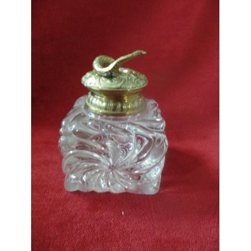 24 - A SUPERB BRASS DESK STAND WITH HEAVY GLASS INKWELLS MOUNTED WITH SNAKES. A HINGED STAMP BOX IN THE C... 