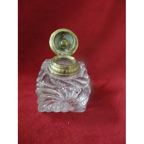 24 - A SUPERB BRASS DESK STAND WITH HEAVY GLASS INKWELLS MOUNTED WITH SNAKES. A HINGED STAMP BOX IN THE C... 