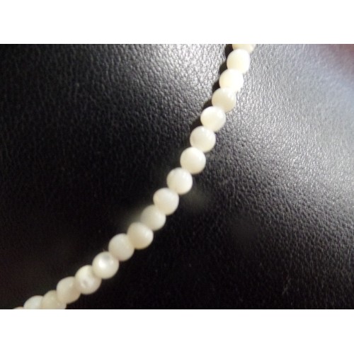 52 - A REAL MOONSTONE BEAD NECKLACE WITH BARREL CLASP - 41CM