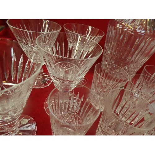 281 - GOOD SET OF WATERFORD CRYSTAL DRINKING GLASSES, TRAMORE PATTERN, INCLUDING A DECANTER, 4 CLARET, 4 W... 