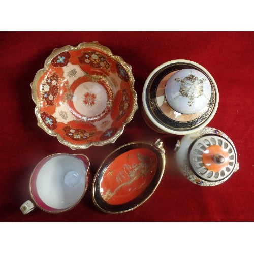 245 - FIVE PIECES OF CIRCA 1930'S NORITAKE PORCELAIN IN SHADES OF RED AND ORANGE INCLUDING A LIDDED JAR, B... 