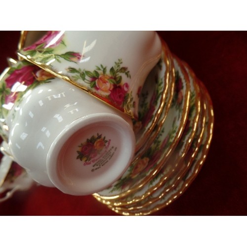 231 - ROYAL ALBERT OLD COUNTRY ROSES TEASET WITH TEAPOT, MILK AND SUGAR - 15 PIECES