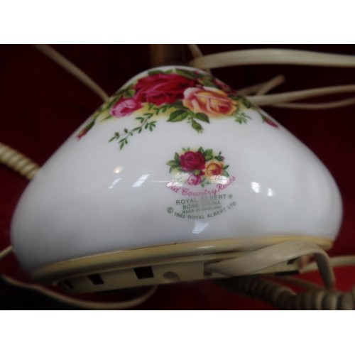 229 - ROYAL ALBERT OLD COUNTRY ROSES TELEPHONE BY ASTRAL  