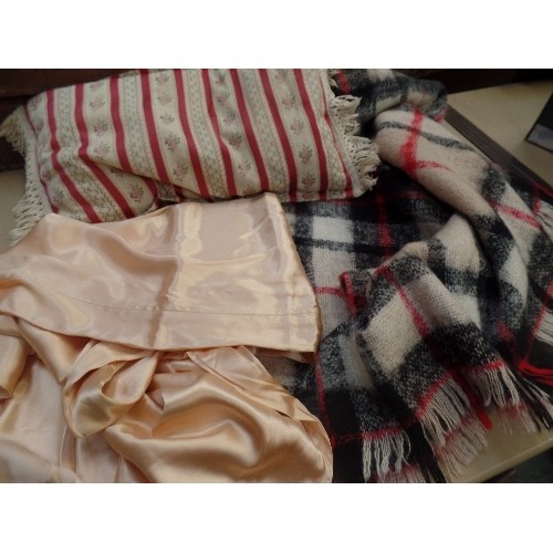 321 - VINTAGE FABRIC LOT INCLUDING A 100% WOOL TRAVEL BLANKET IN RED AND BLACK CHECK, 