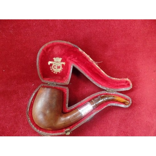 68 - A COLLECTION OF ANTIQUE AND VINTAGE PIPES AND CASES. INCLUDES A BRIAR AND AMBER PIPE WITH SILVER COL... 