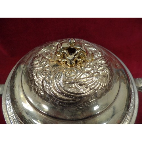 135 - A VERY LARGE LATE 20TH CENTURY CHINESE GILDED METAL CENSER BOWL, OR TEMPLE BOWL FOR FOOD OFFERINGS. ... 