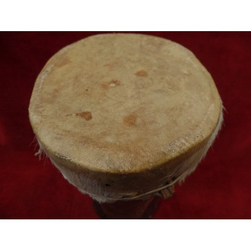 170 - A VINTAGE AFRICAN WOODEN TRIBAL DRUM OR DJEMBE - SKIN COVERED - GEOMETRIC CARVING - 30CM