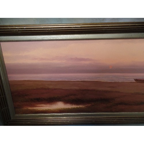 172A - A VERY ATMOSPHERIC LATE 20TH CENTURY OIL PAINTING ON CANVAS OF A BOAT ON THE SEASHORE AT SUNSET - LO... 